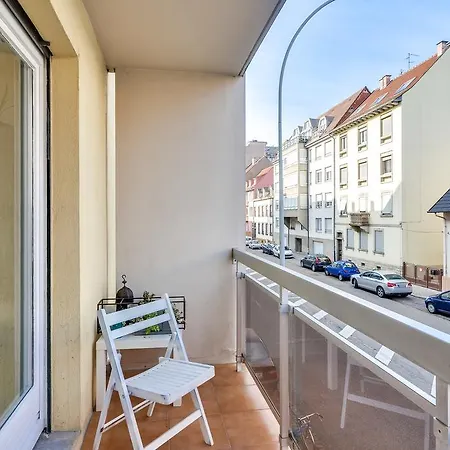 Апартаменты Cozy With Terrace Страсбург